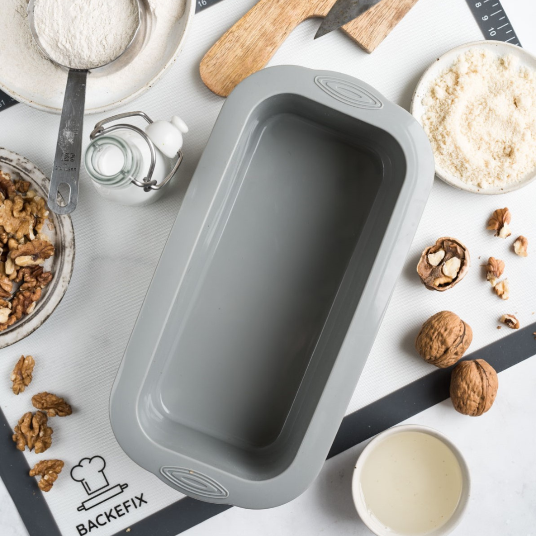 BAKING PAN FOR BREAD BAKING